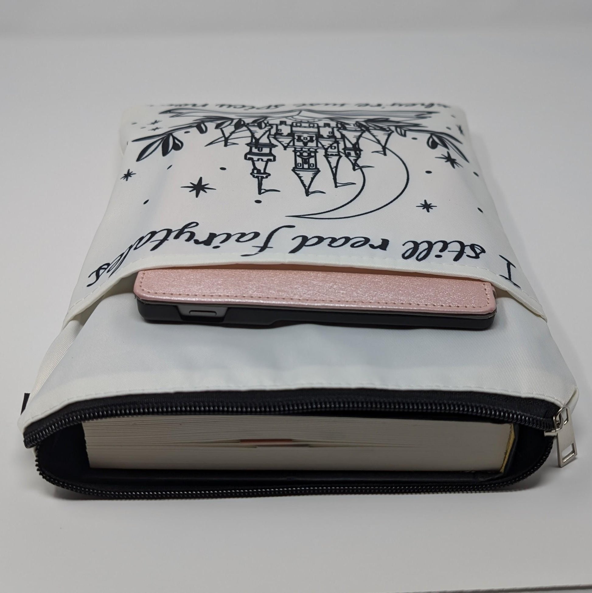 Spicy Fairytale Book Sleeve with Zipper: Padded Bookish Pouch