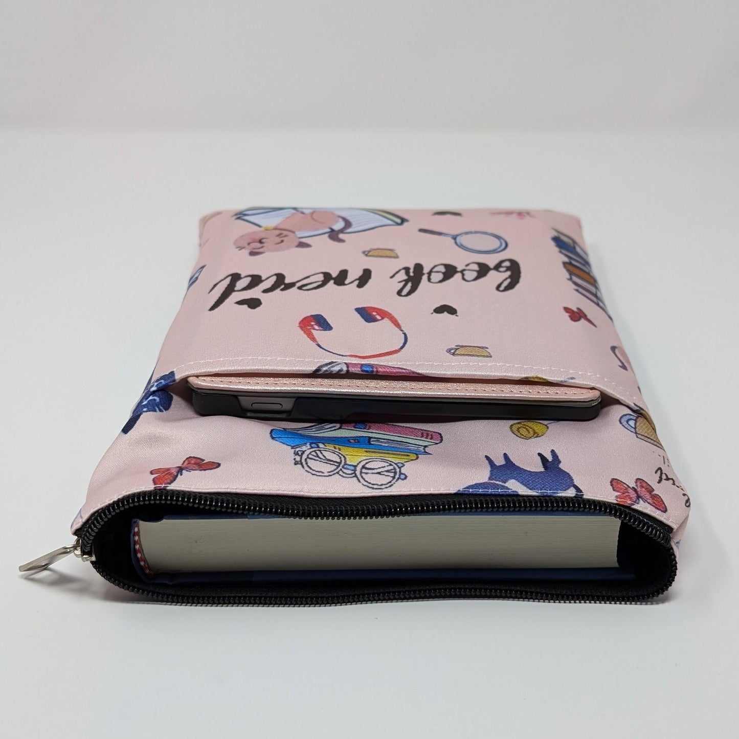 Pink Cat Book Sleeve: Padded Book Pouch with Zipper