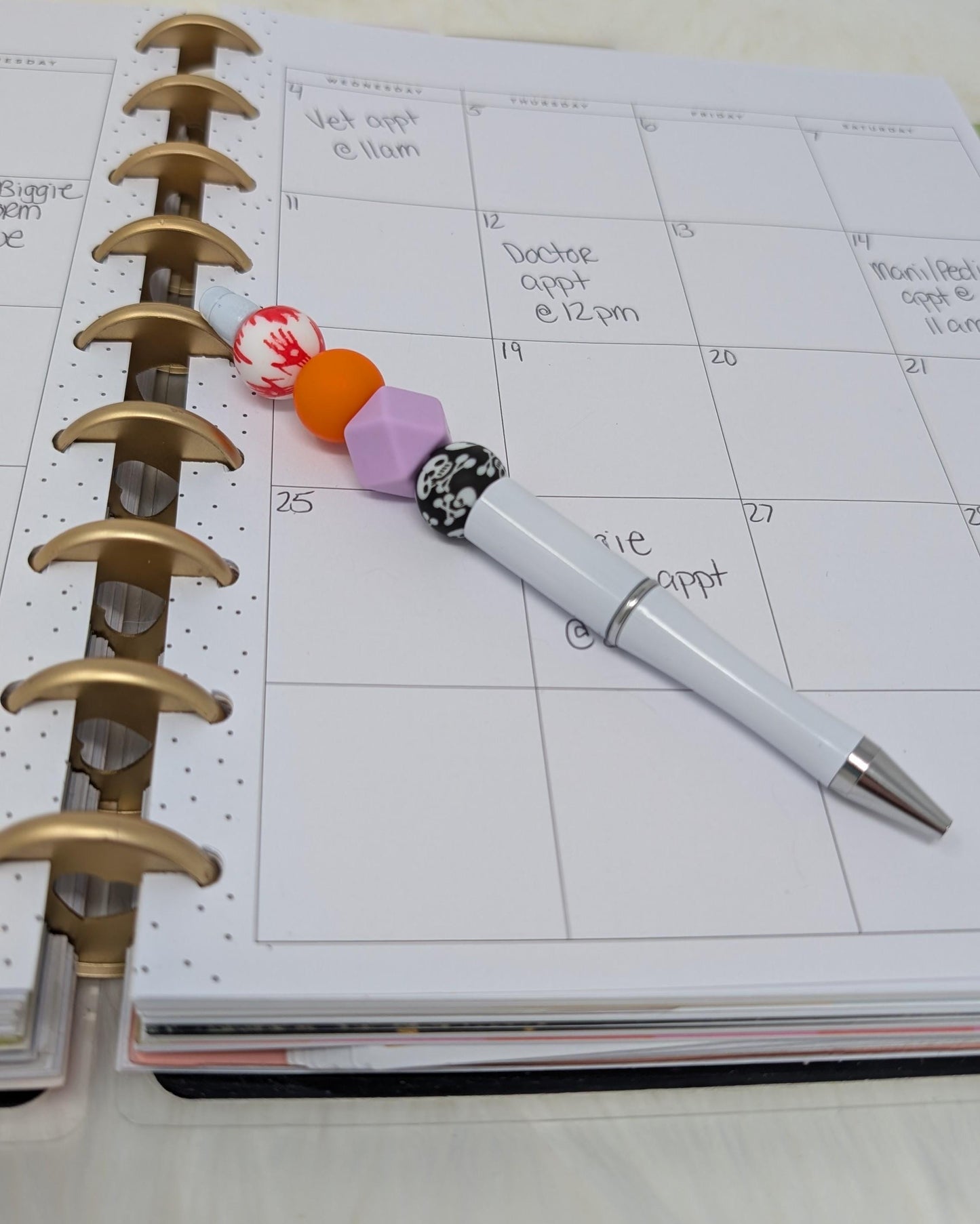 Handmade Beaded Halloween Pen: Skulls, Pumpkins & Spooky Beads