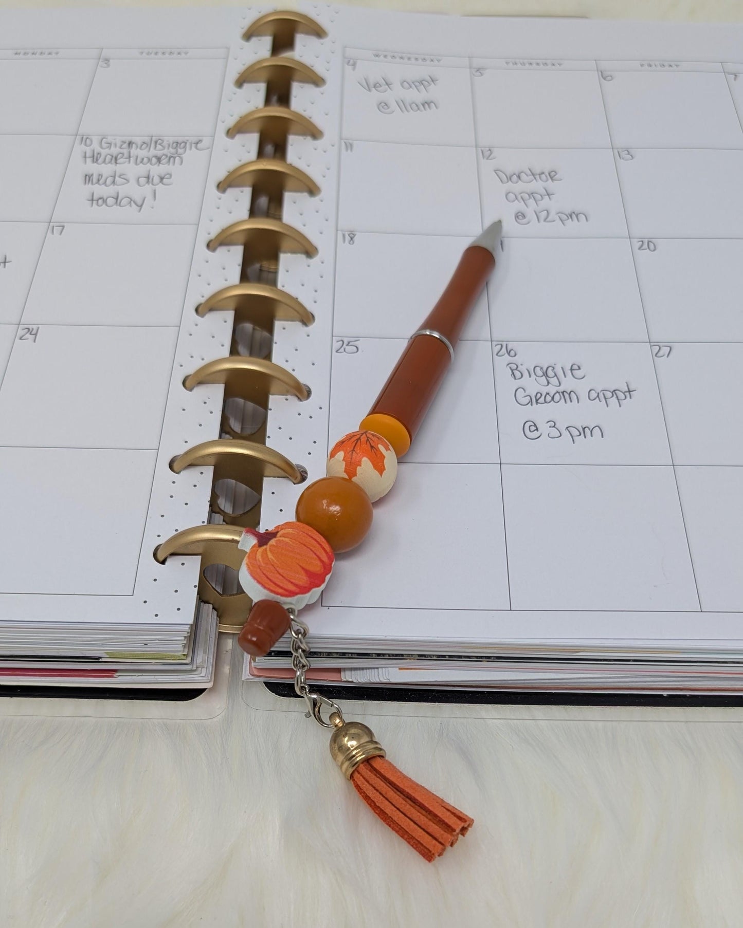 Handmade Fall Beaded Pens with Tassels and Autumn Charms – Pumpkin Spice Decor, Planner Gifts, Office or Teacher Accessories Set