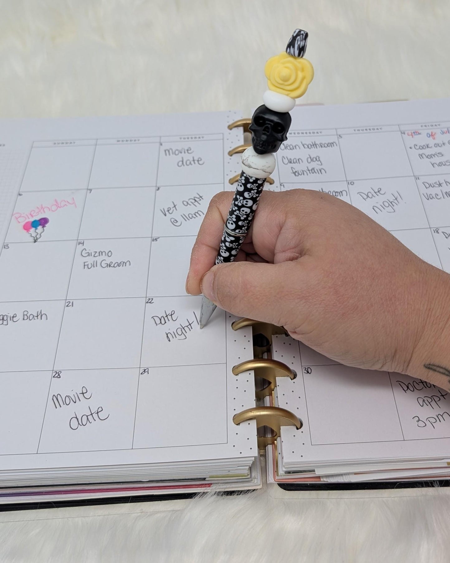 Halloween Skull Beaded Novelty Pen: Spooky Stationery Gift